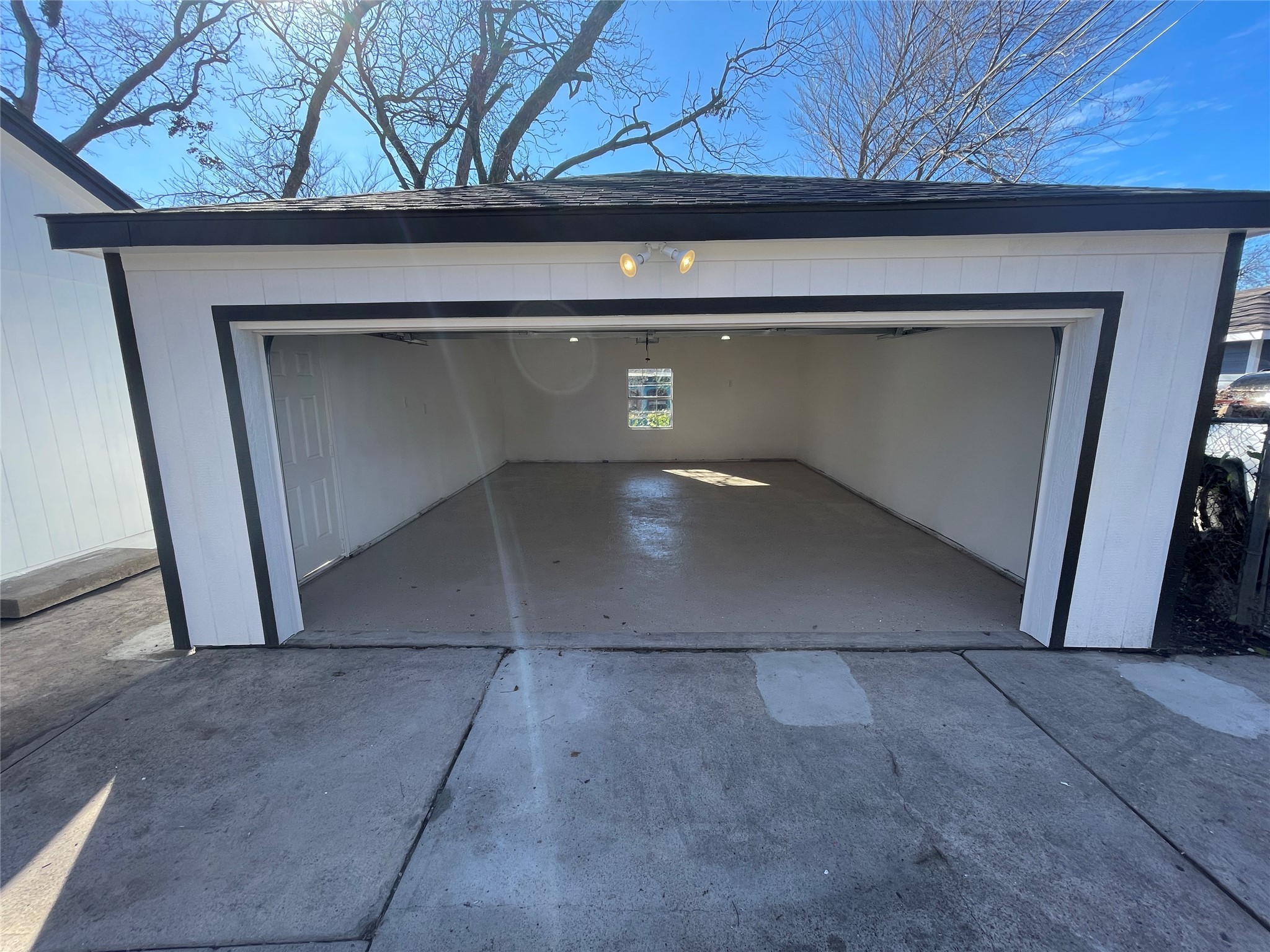 6011 E Grand Avenue Dallas TX 75223