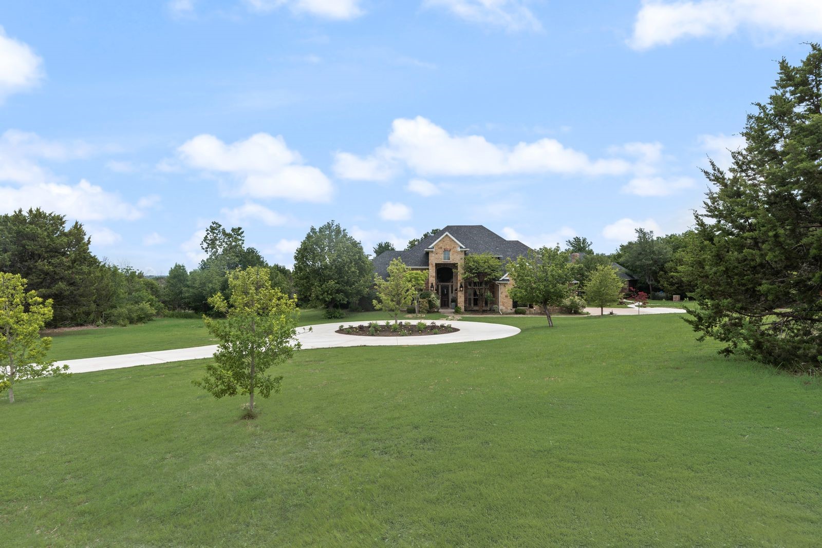 137 Bluff Creek Road Weatherford TX 76087