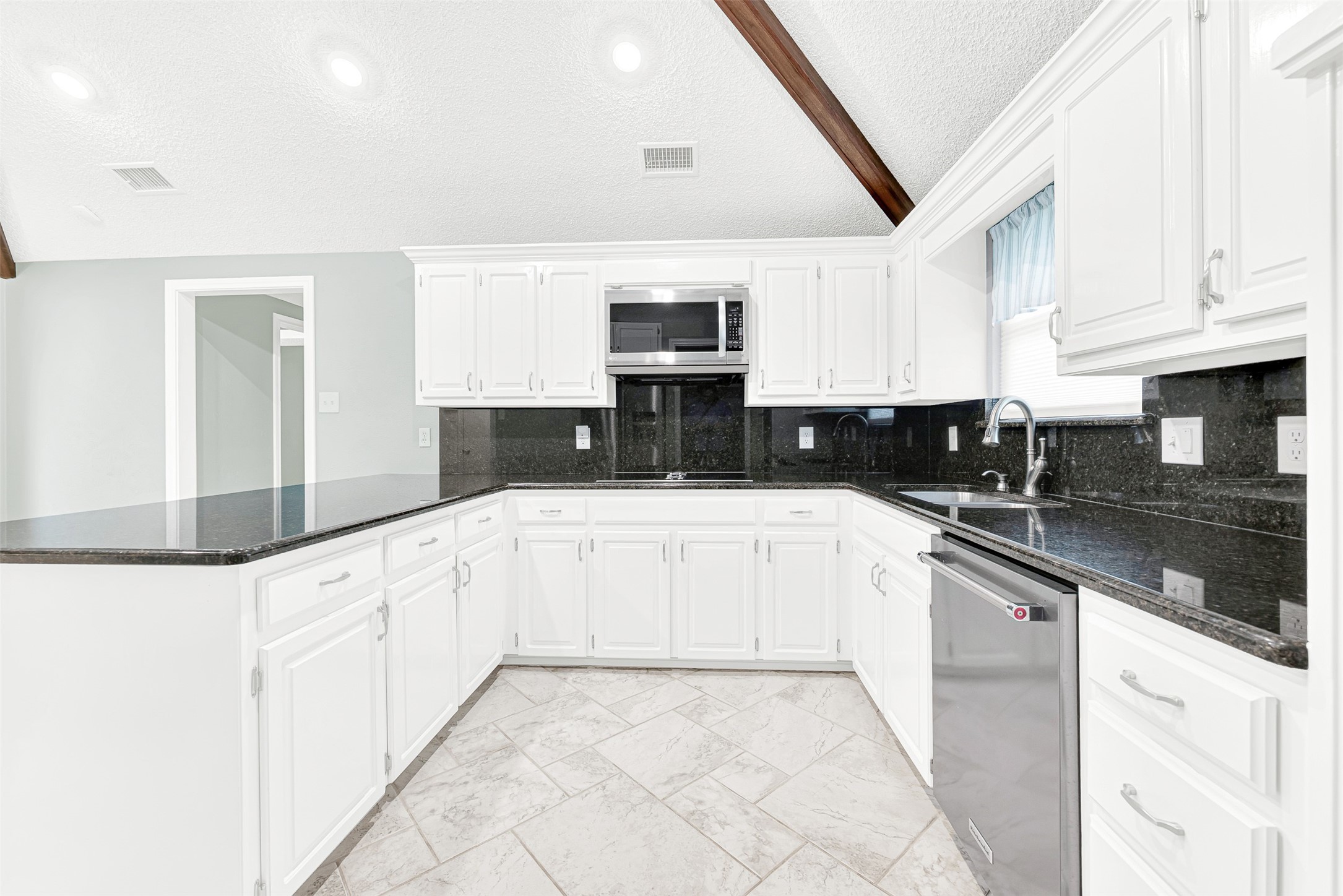 1621 Danube Lane Plano TX 75075