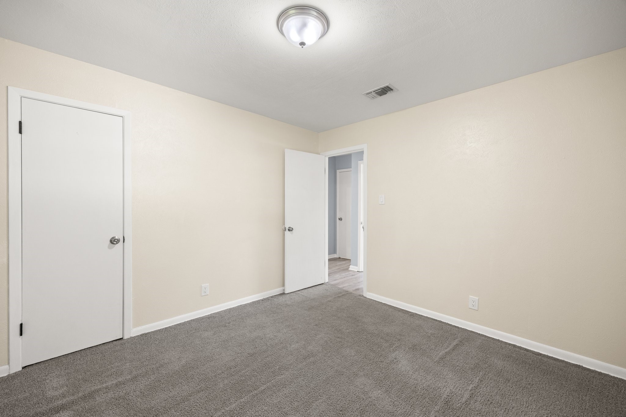401 Langley Avenue Everman TX 76140