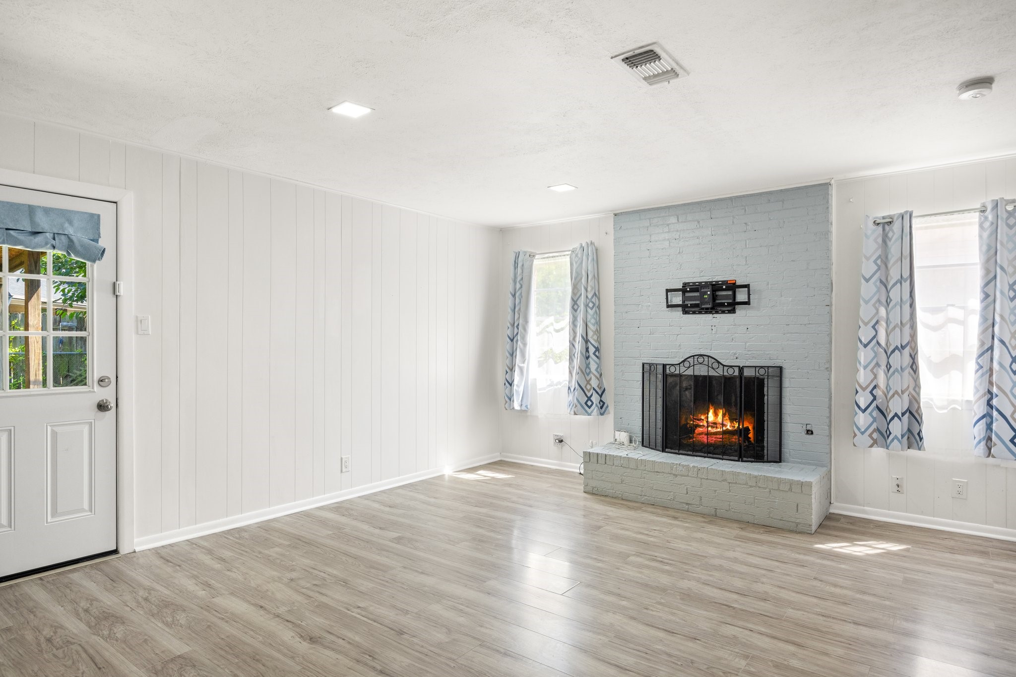 401 Langley Avenue Everman TX 76140
