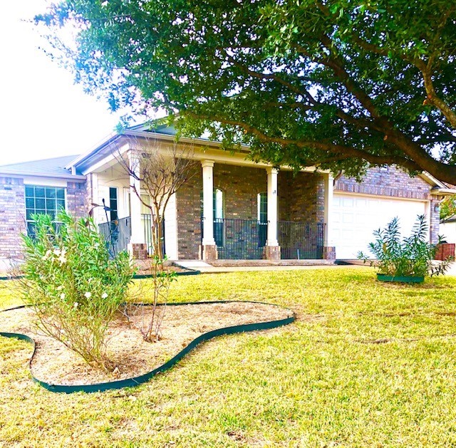 636 Barton Creek Drive Hewitt TX 76643