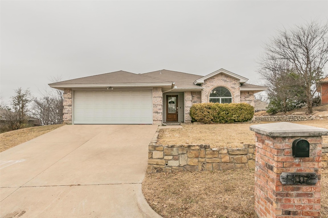 1402 Westbriar Drive Weatherford TX 76086