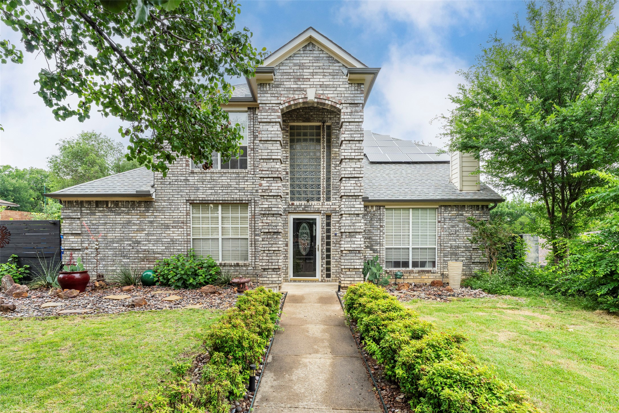 829 Woodridge Drive Fort Worth TX 76120
