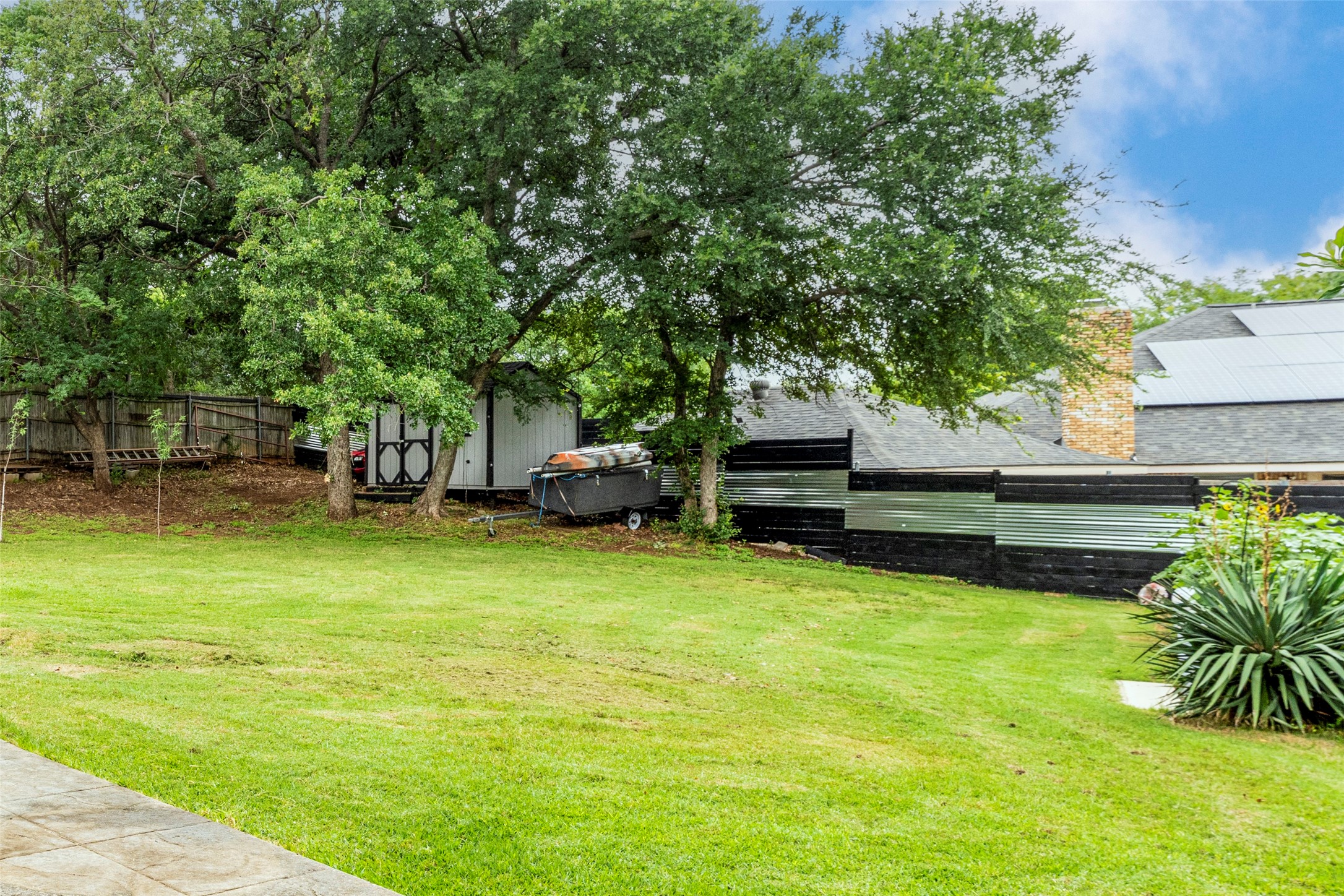 829 Woodridge Drive Fort Worth TX 76120