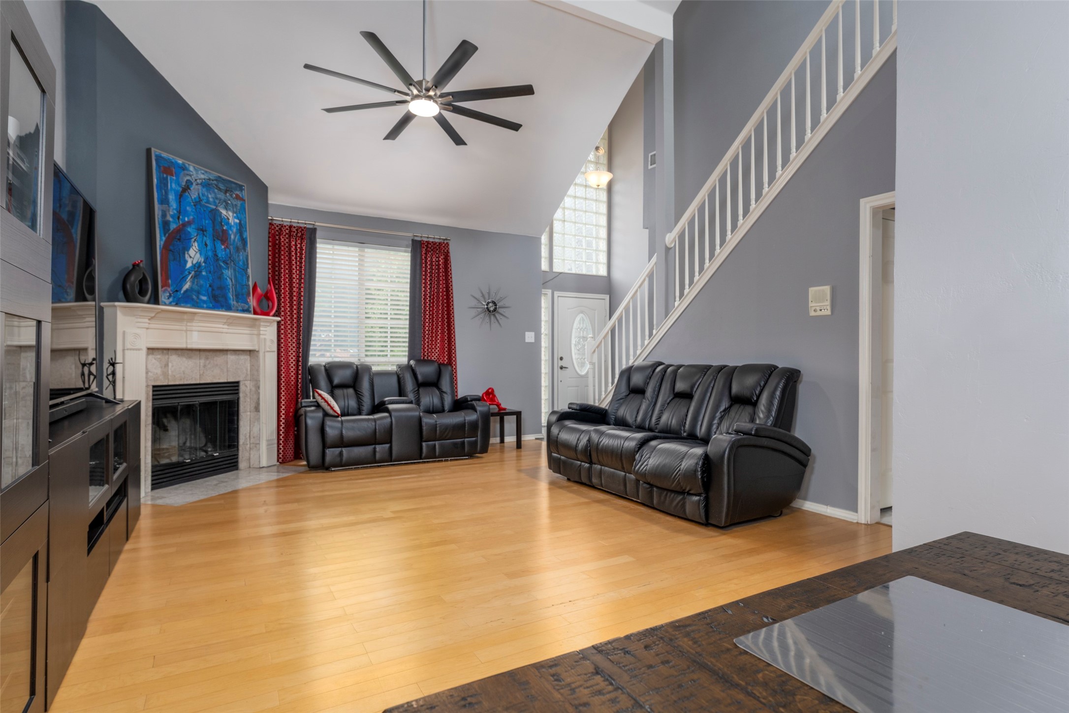 829 Woodridge Drive Fort Worth TX 76120