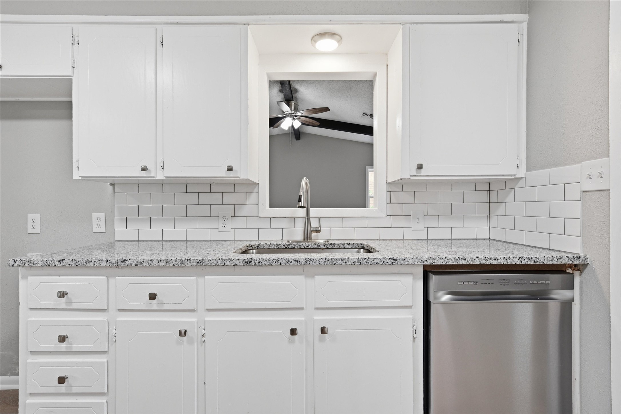 113 Goliad Street Mcgregor TX 76657