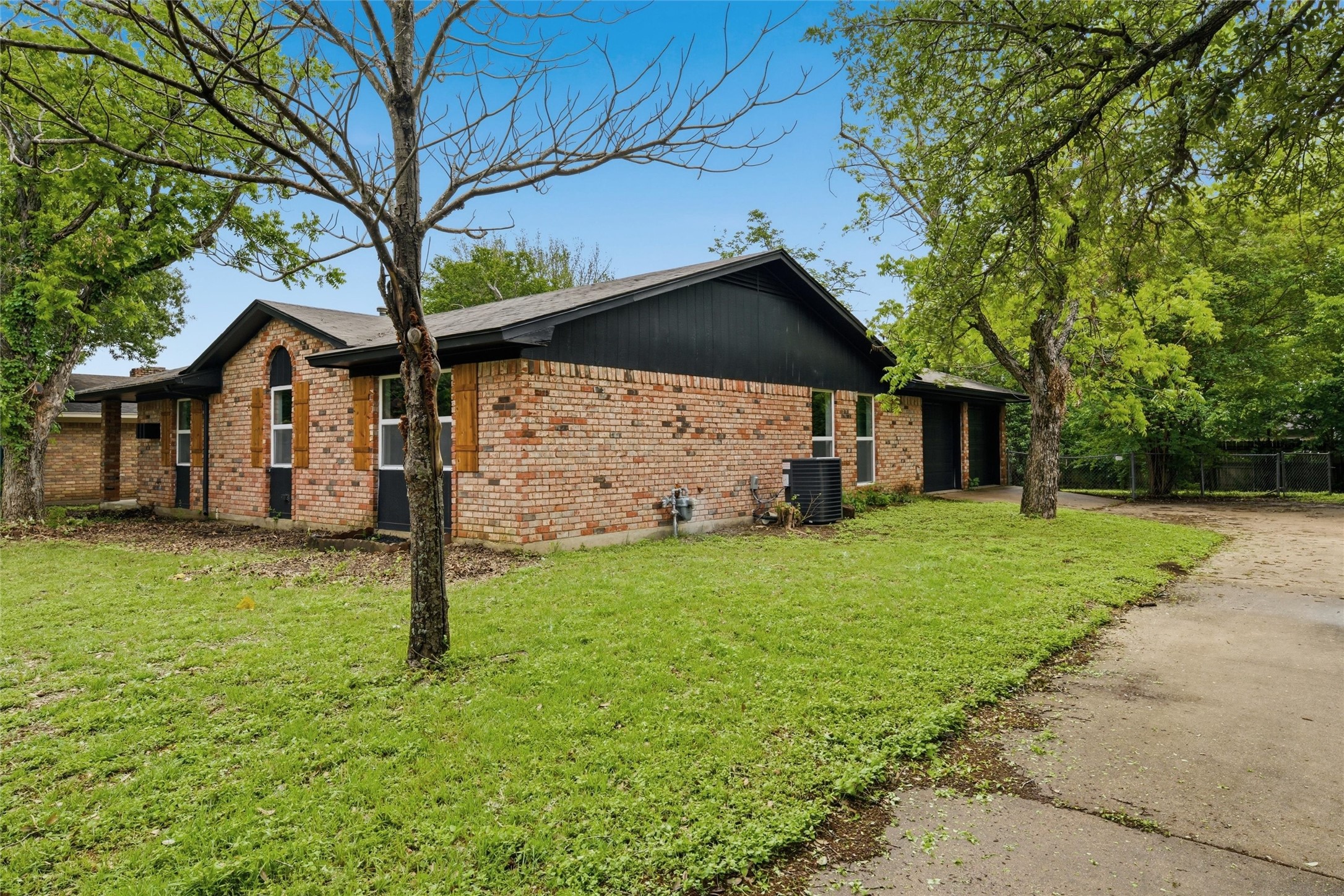 113 Goliad Street Mcgregor TX 76657