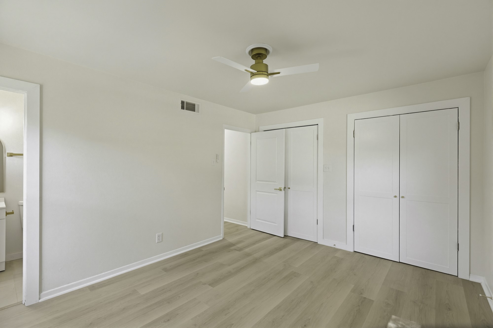 9745 Ash Creek Drive Dallas TX 75228
