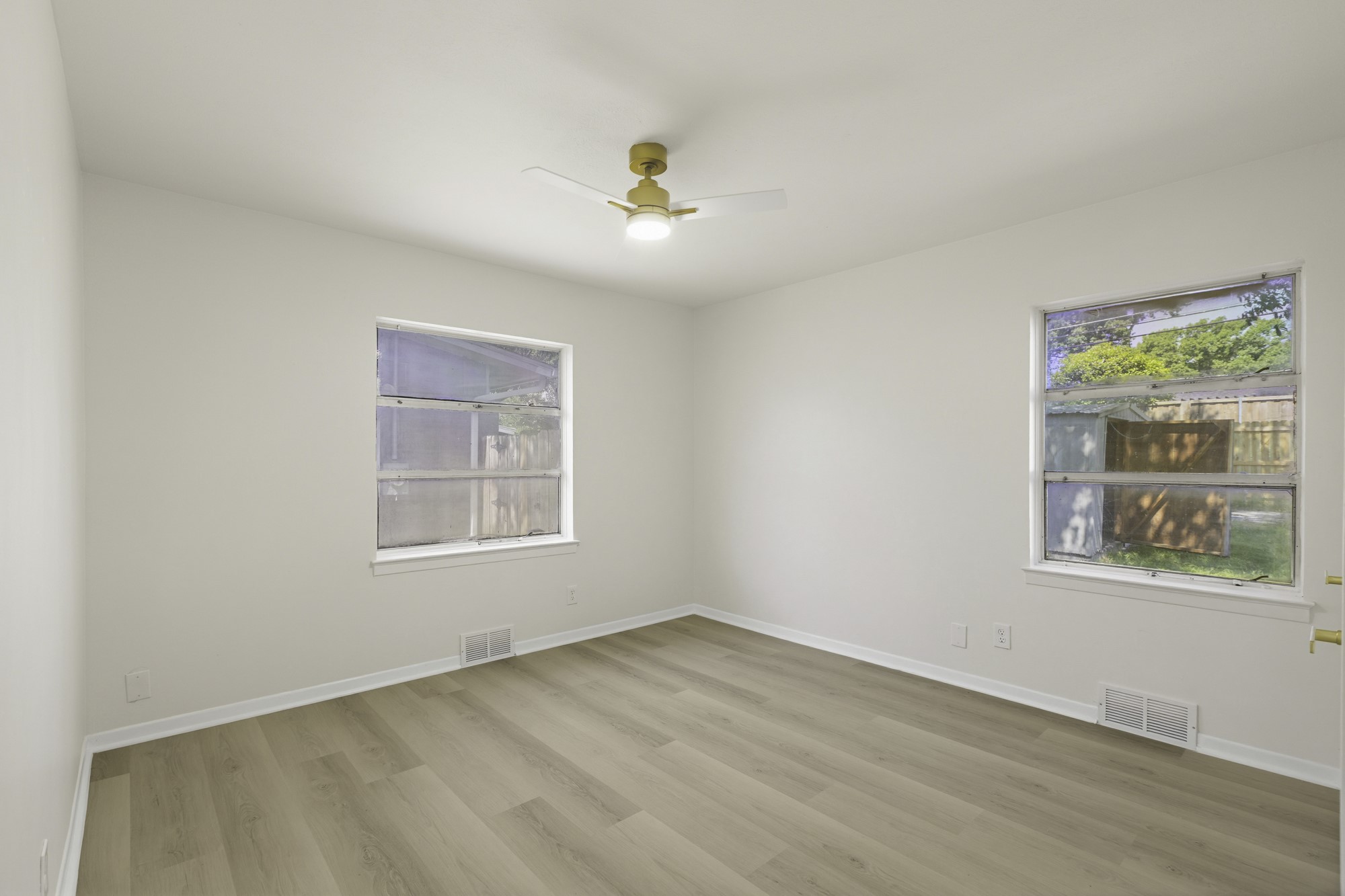 9745 Ash Creek Drive Dallas TX 75228