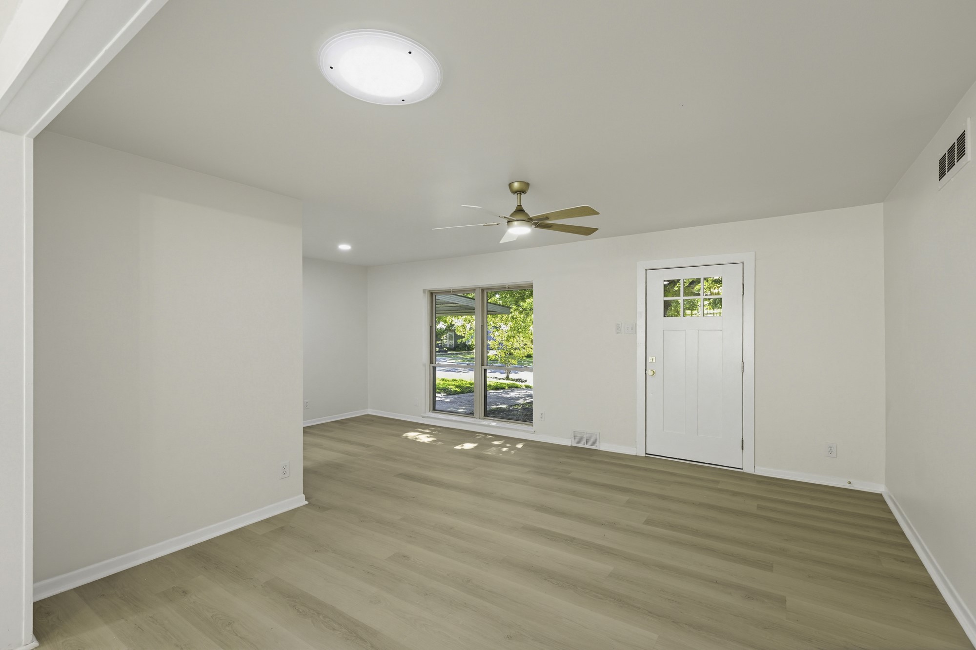9745 Ash Creek Drive Dallas TX 75228
