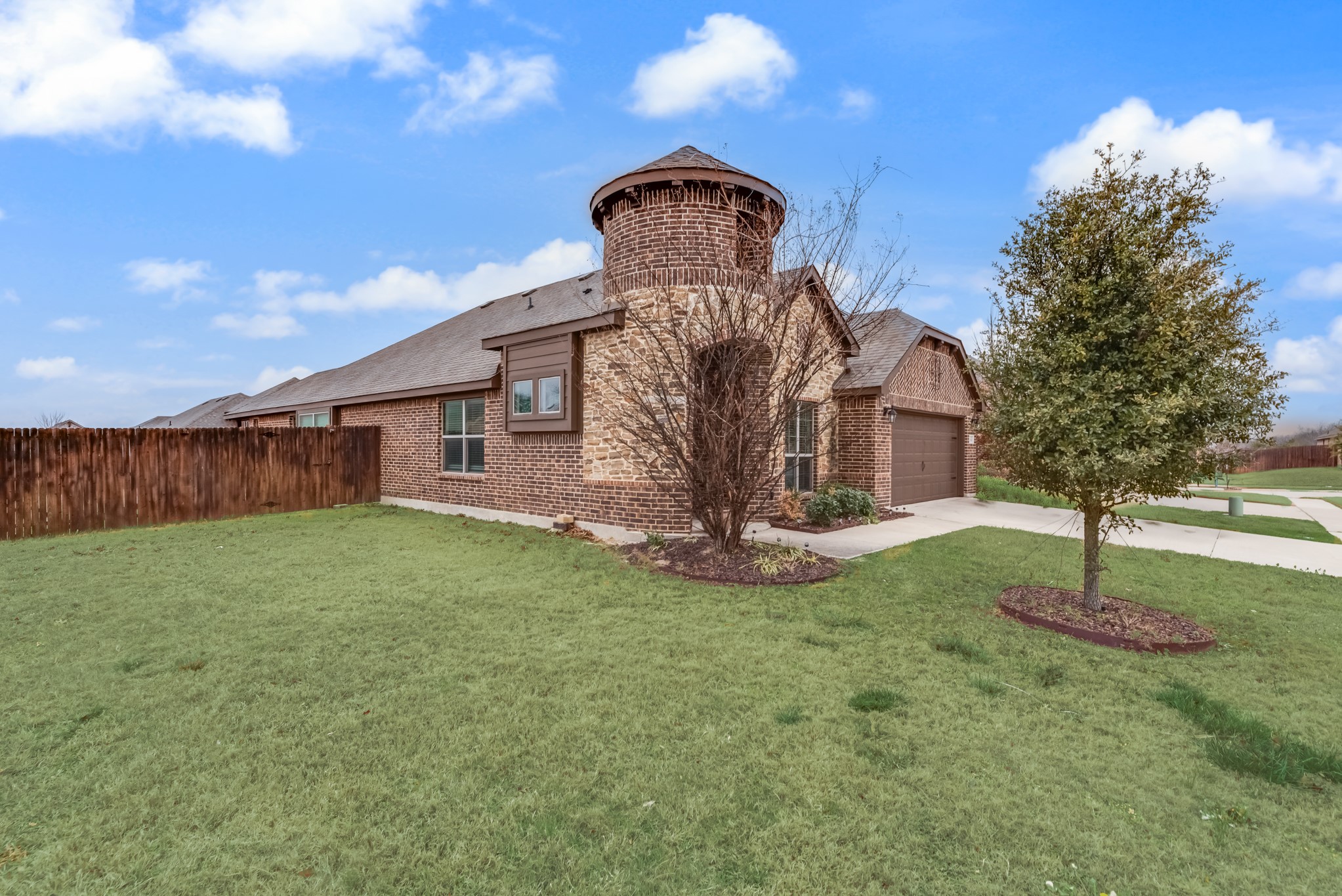 316 Primrose Court Glenn Heights TX 75154