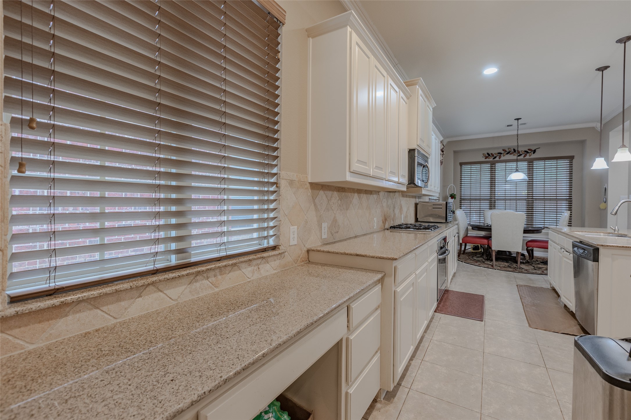 8313 Bayberry Avenue Lantana TX 76226