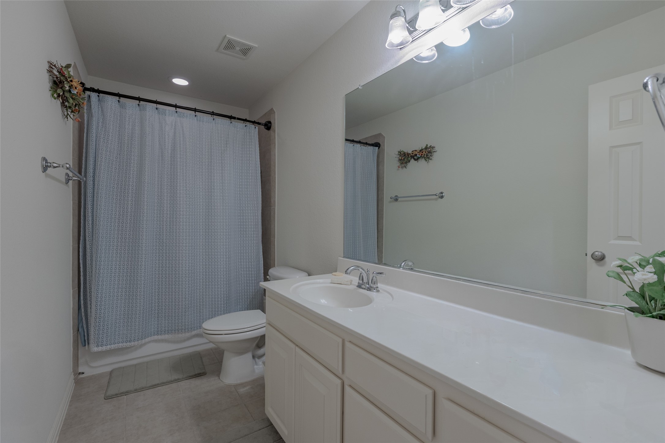 8313 Bayberry Avenue Lantana TX 76226