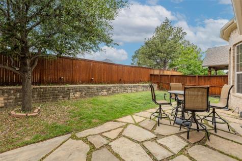 8313 Bayberry Avenue Lantana TX 76226