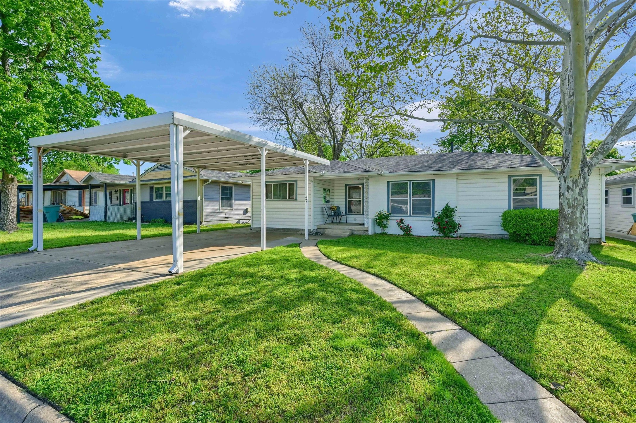 1405 N Highland Avenue Sherman TX 75092