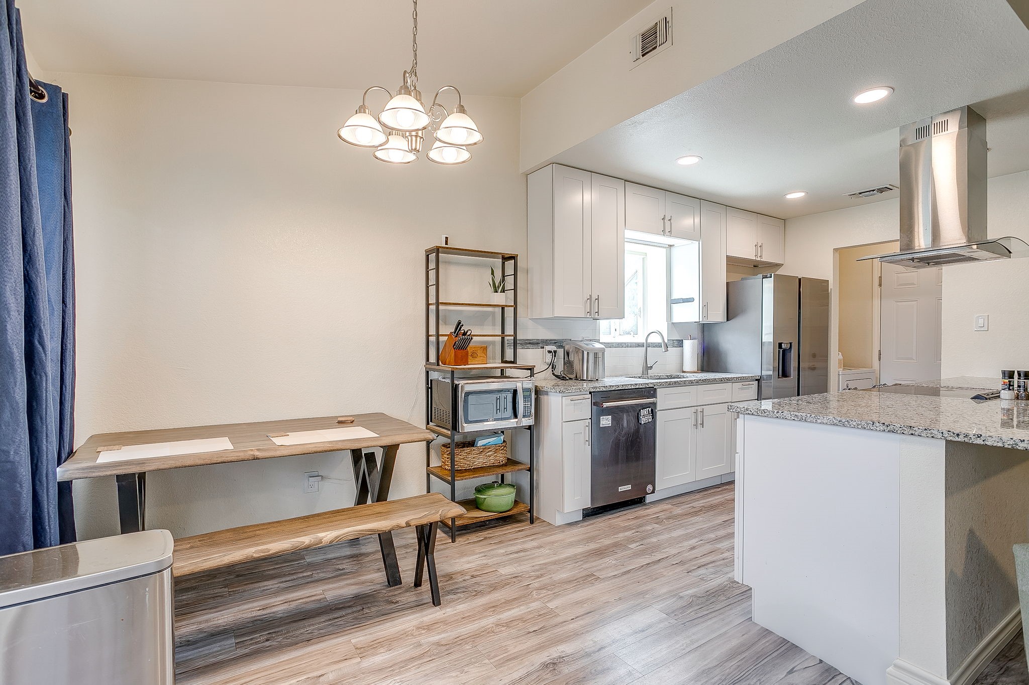 2135 Reverchon Drive Arlington TX 76017