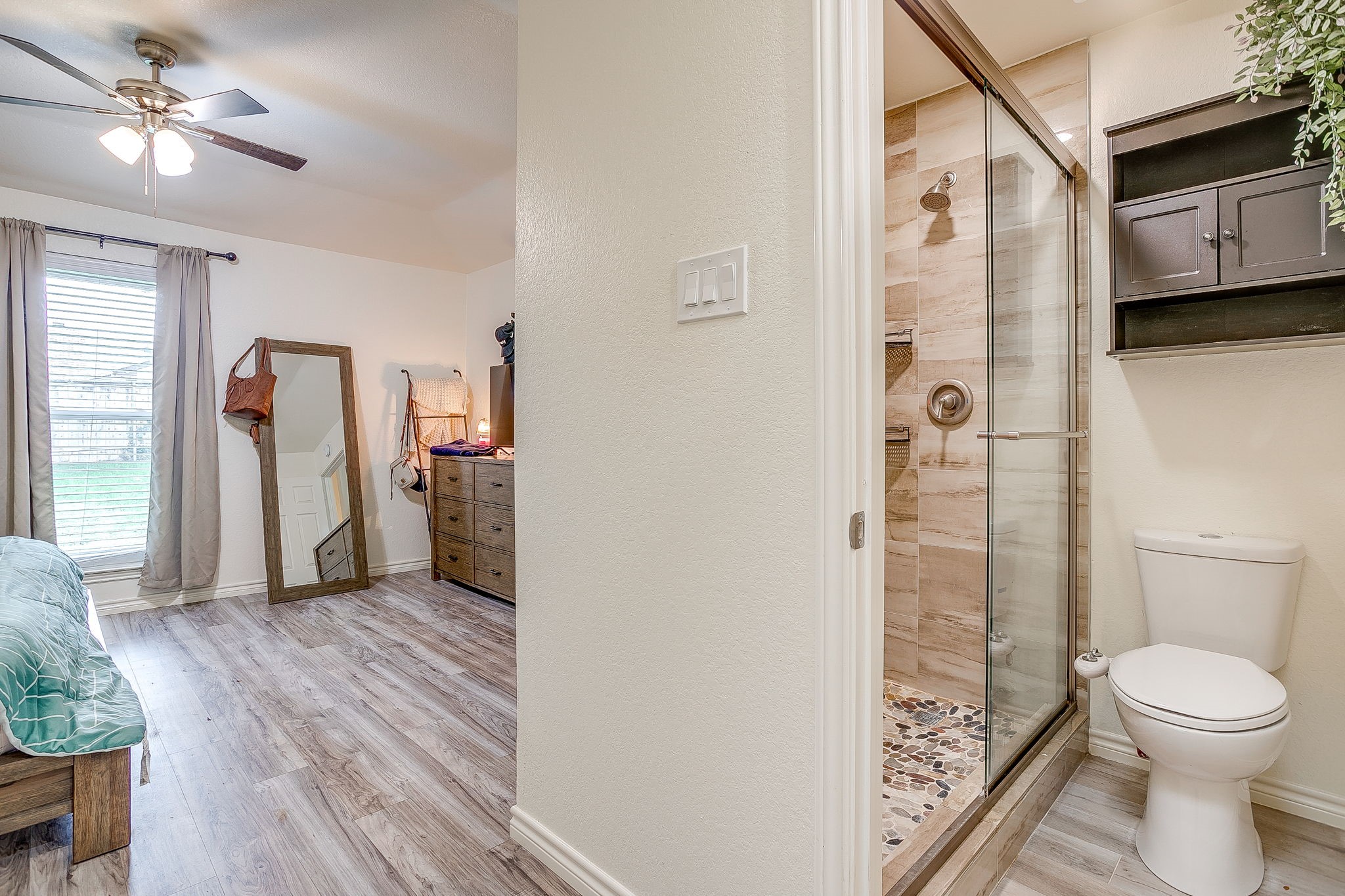 2135 Reverchon Drive Arlington TX 76017