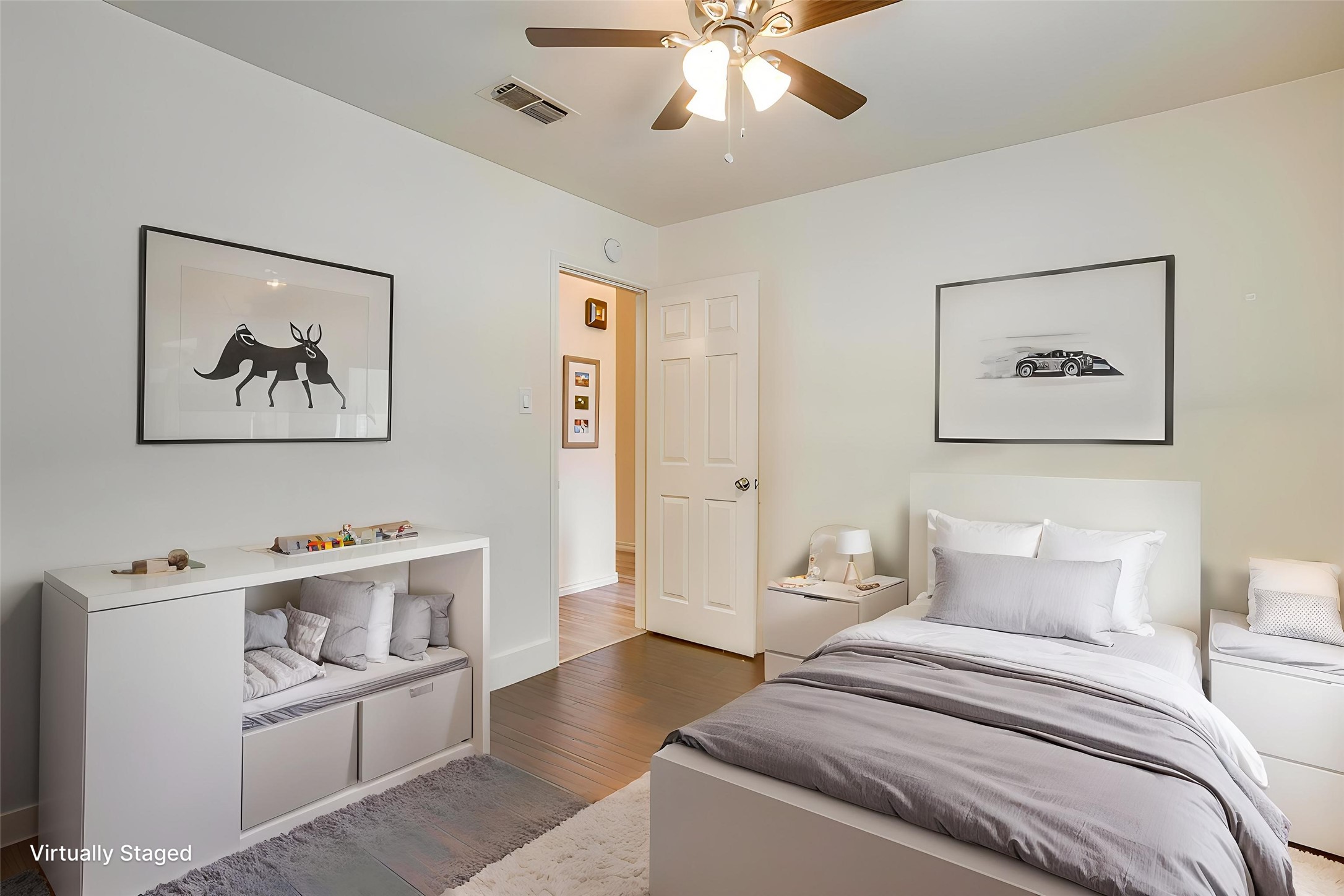 2135 Reverchon Drive Arlington TX 76017