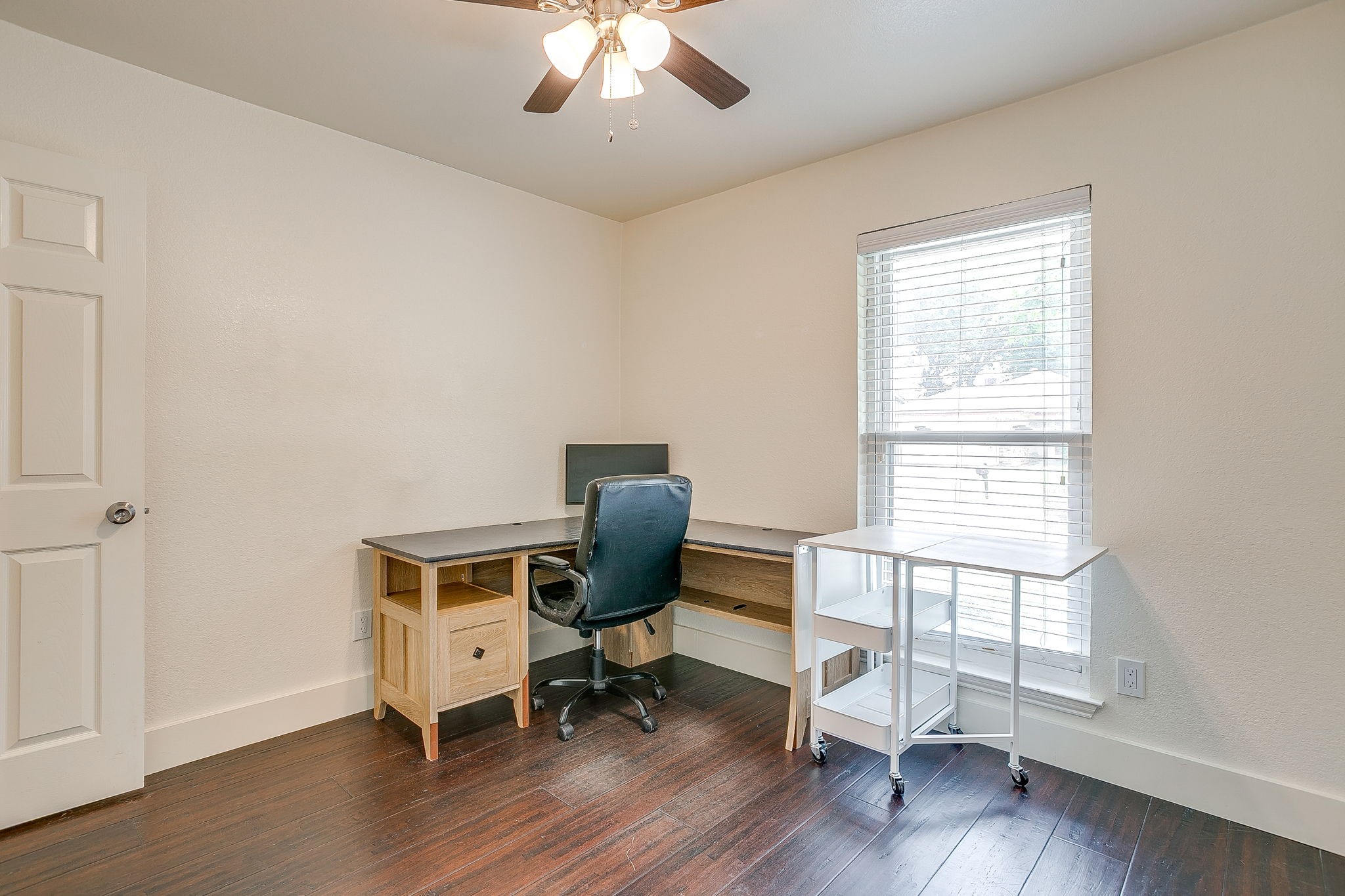 2135 Reverchon Drive Arlington TX 76017