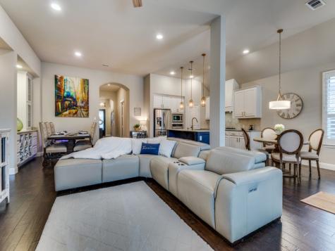 9825 Bitterroot Drive Little Elm TX 75068