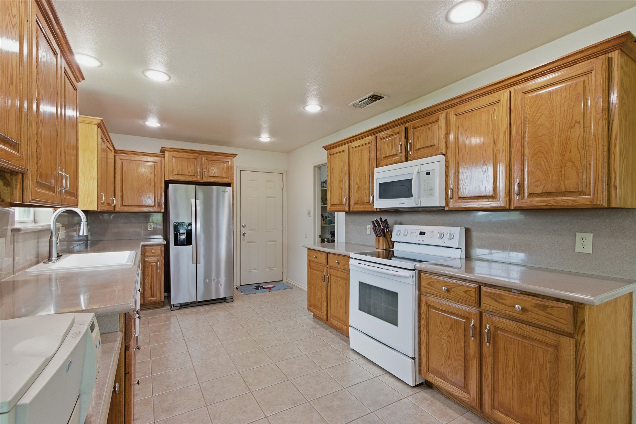 137 Judah Circle Trenton TX 75490