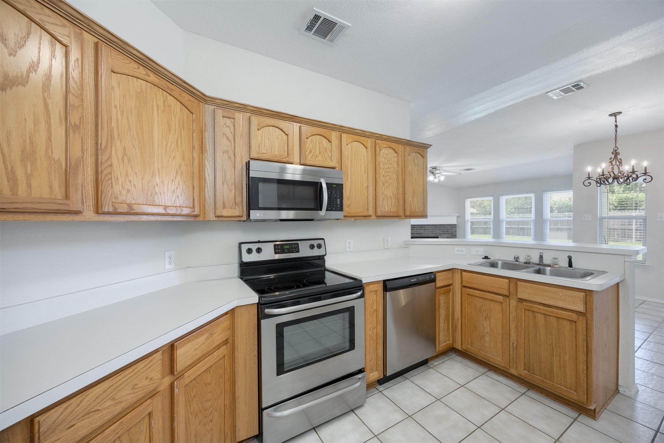 112 Tripp Trail Denton TX 76207