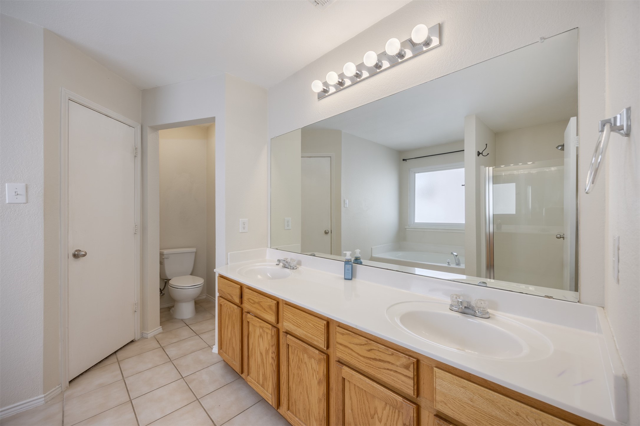 112 Tripp Trail Denton TX 76207
