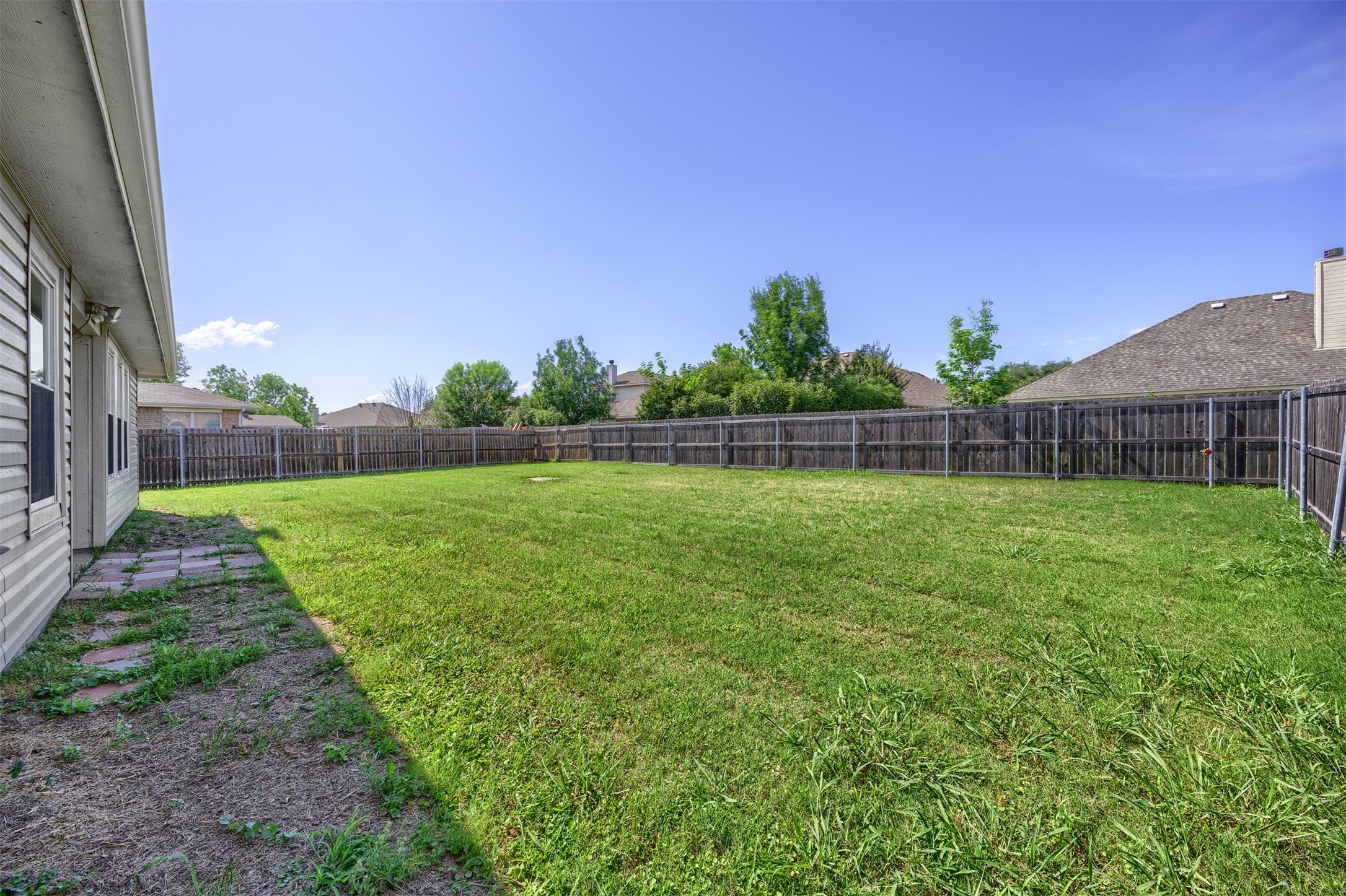 112 Tripp Trail Denton TX 76207