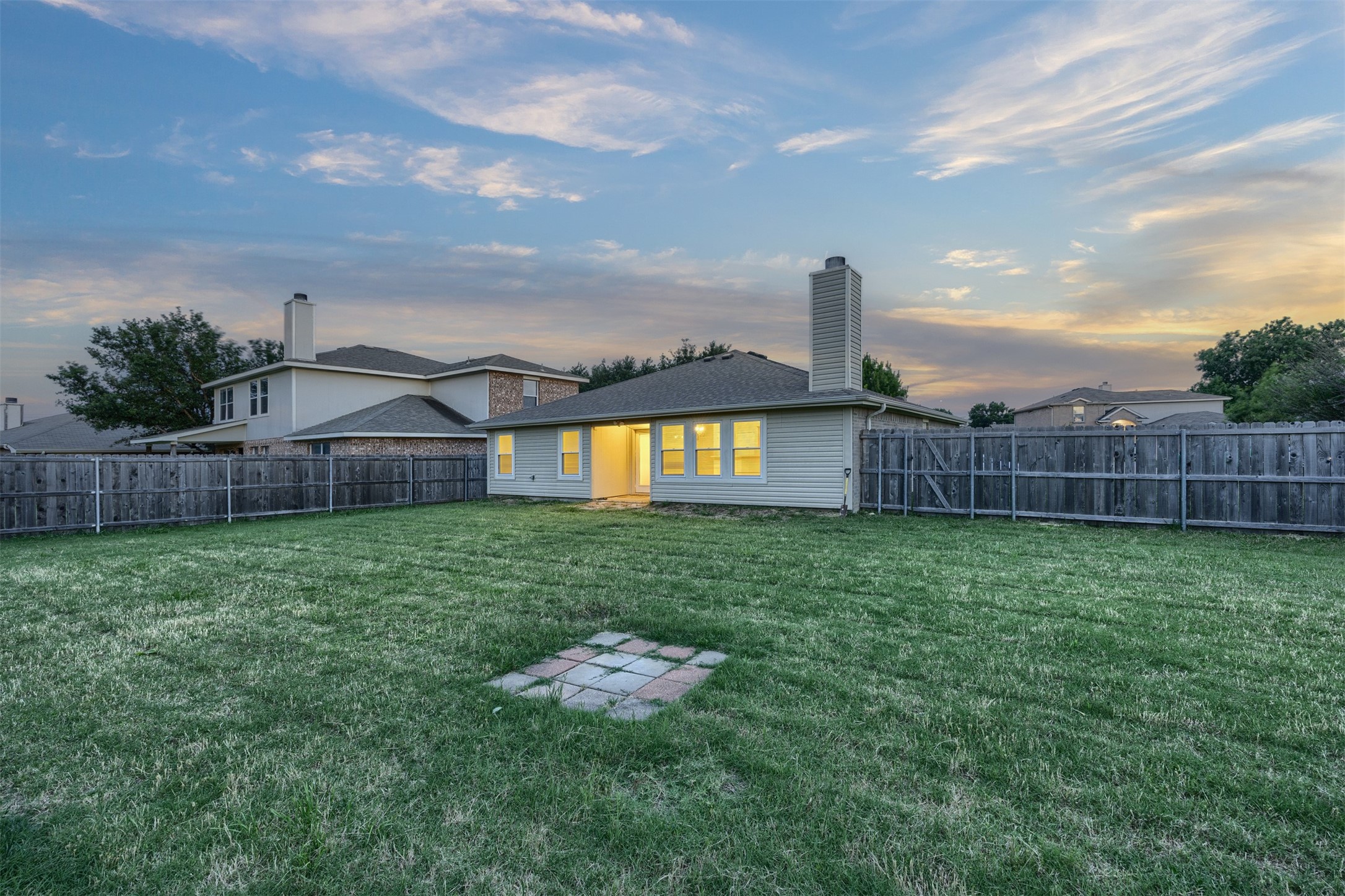 112 Tripp Trail Denton TX 76207