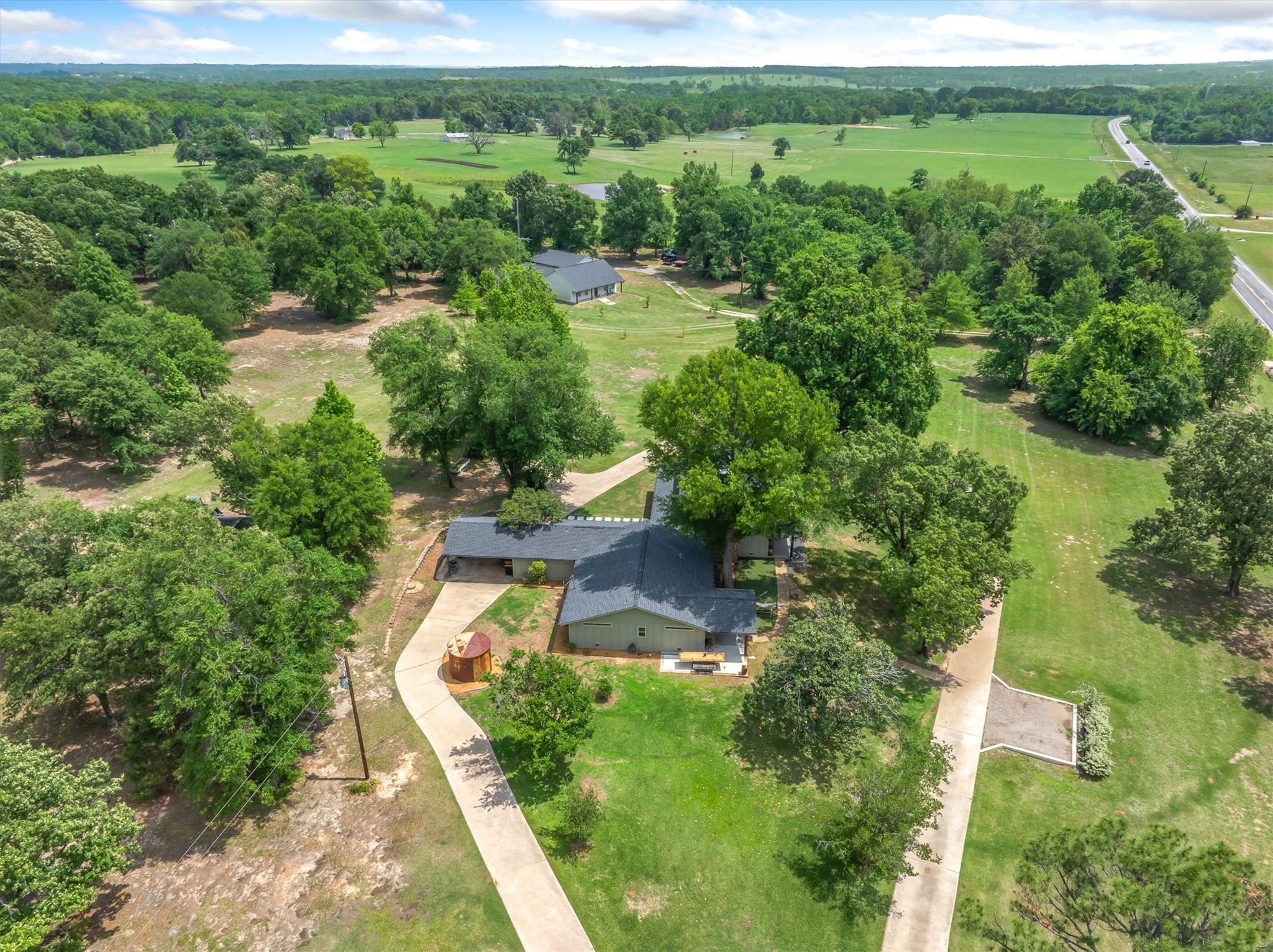 2489 Fm 2909 Canton TX 75103