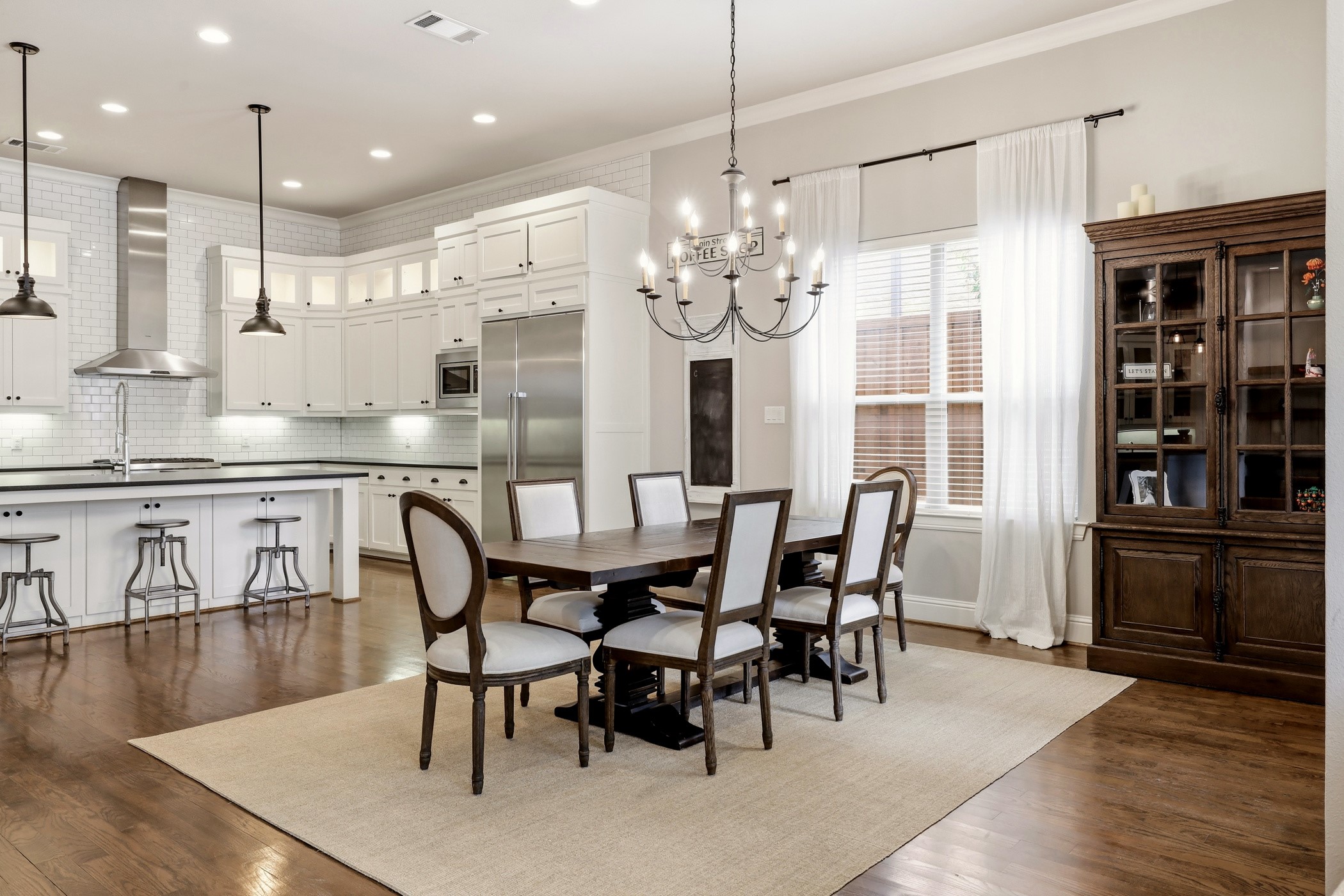 6910 Coronado Avenue Dallas TX 75214