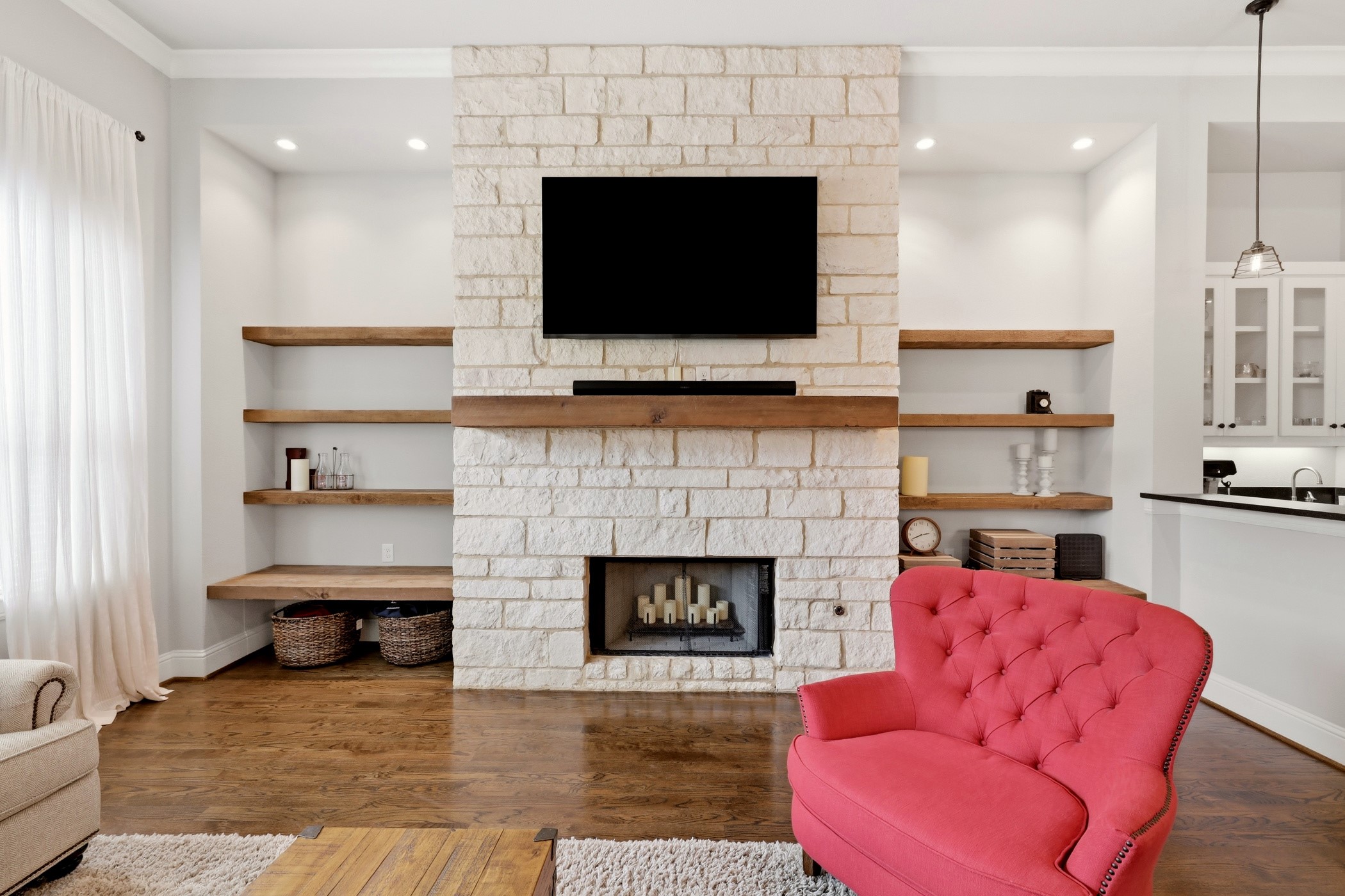 6910 Coronado Avenue Dallas TX 75214