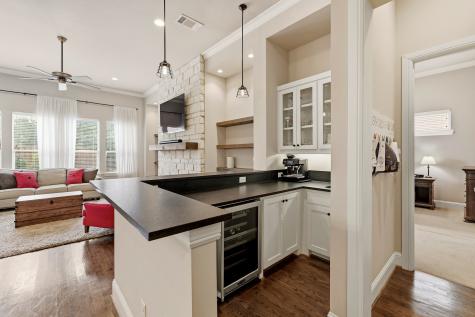 6910 Coronado Avenue Dallas TX 75214