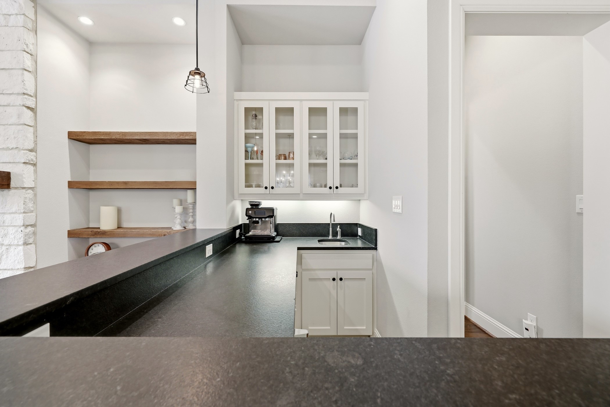 6910 Coronado Avenue Dallas TX 75214