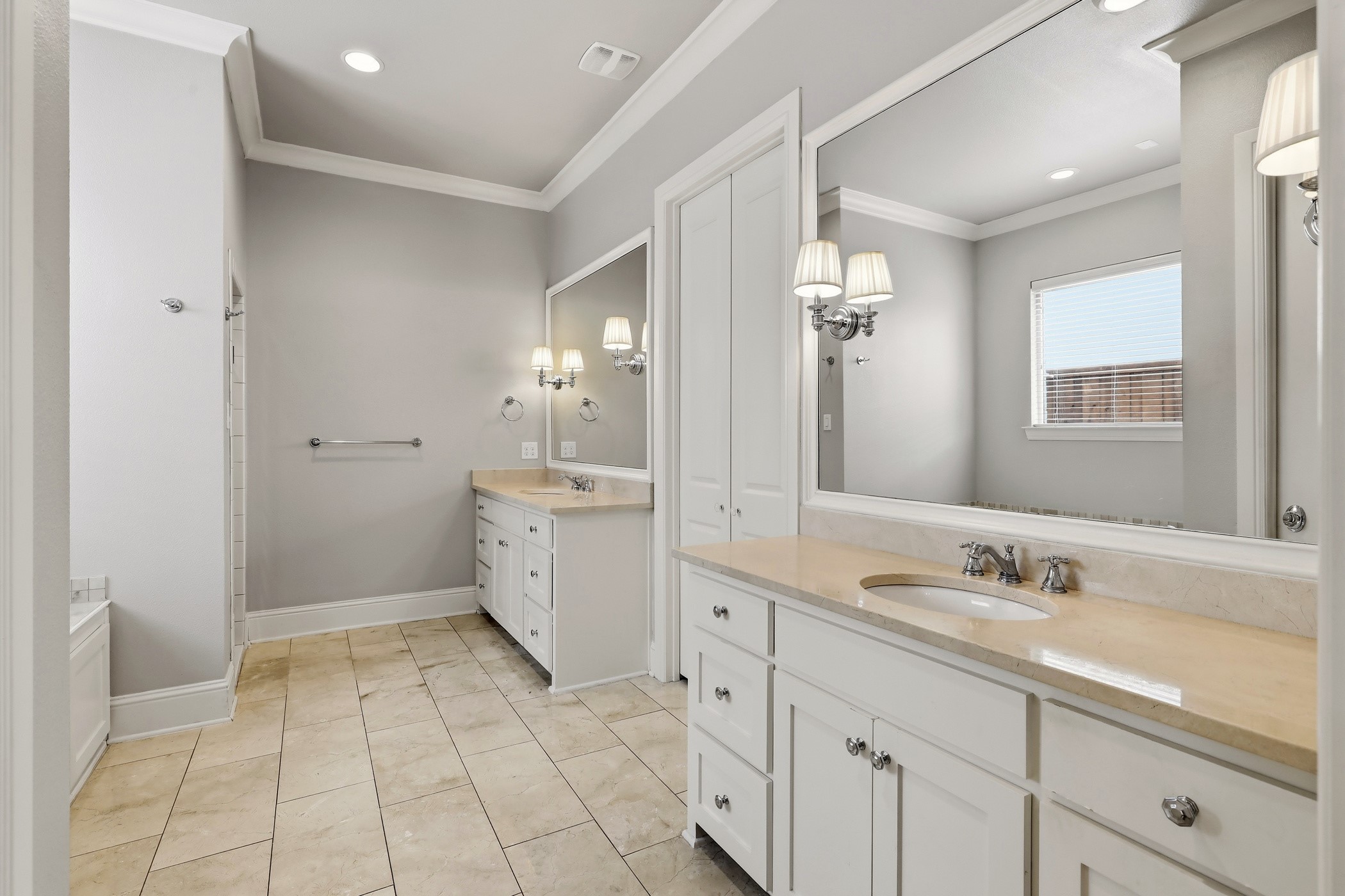 6910 Coronado Avenue Dallas TX 75214
