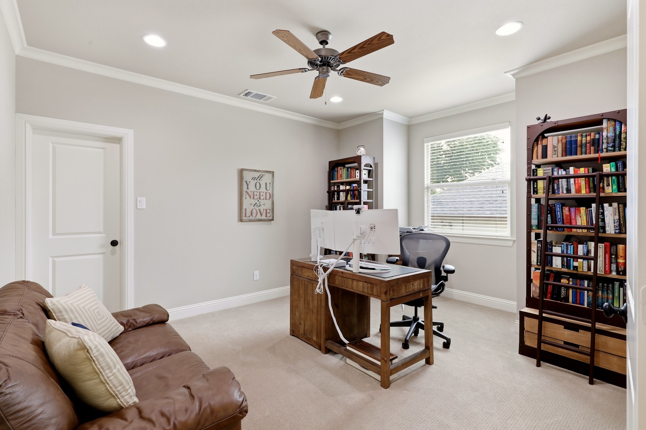6910 Coronado Avenue Dallas TX 75214