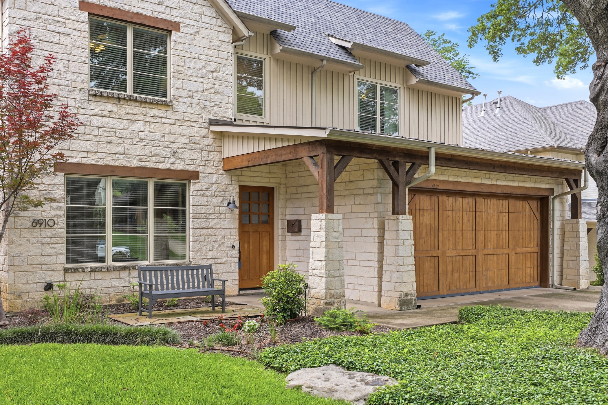 6910 Coronado Avenue Dallas TX 75214