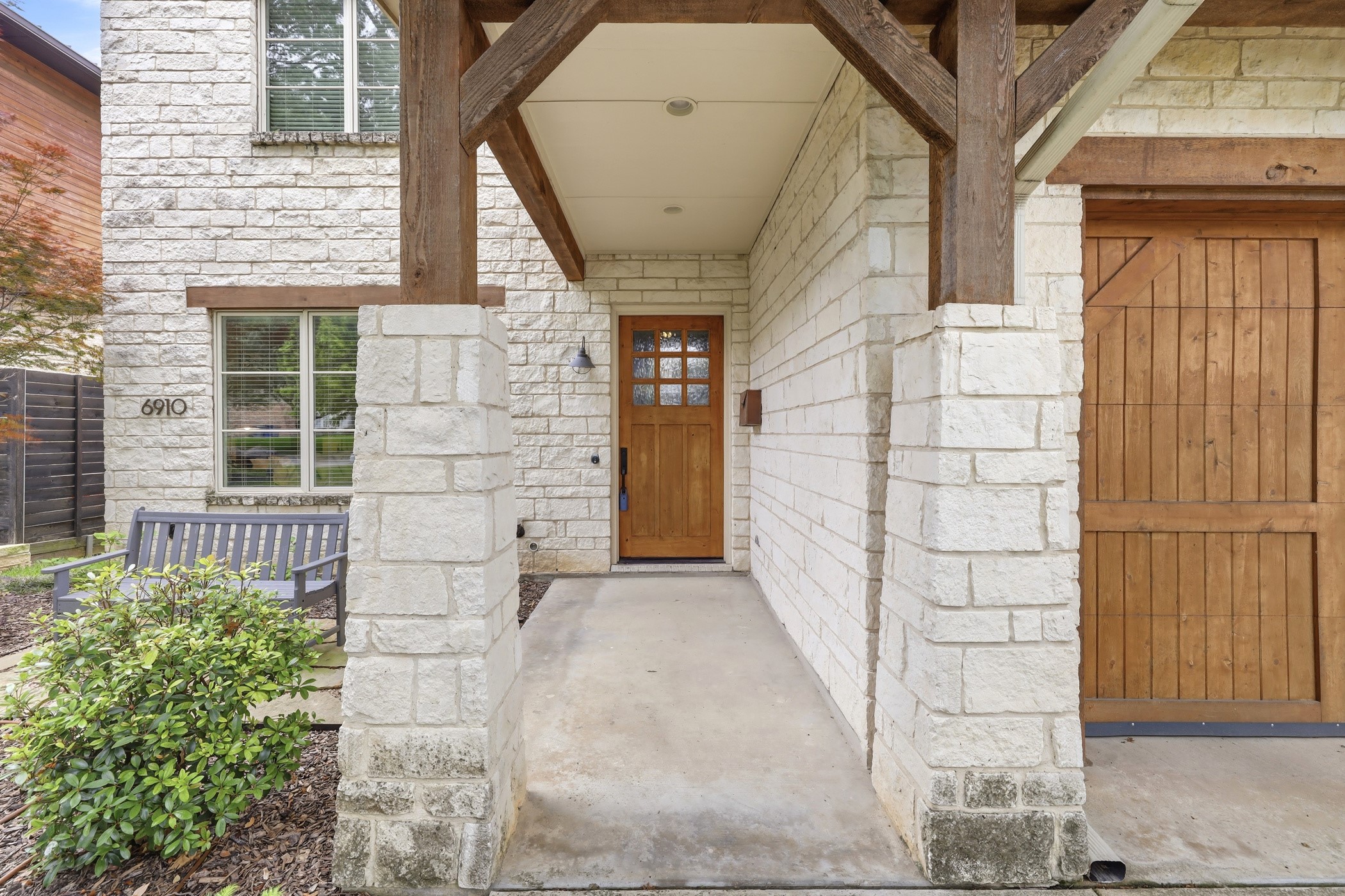 6910 Coronado Avenue Dallas TX 75214