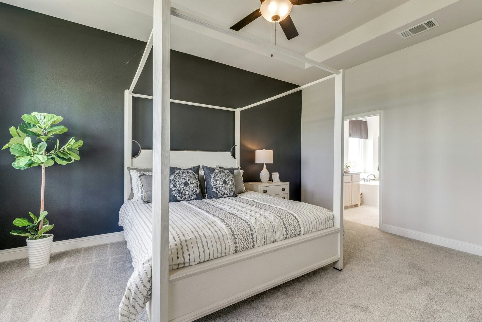 6704 Bassett Lane Mesquite TX 75126