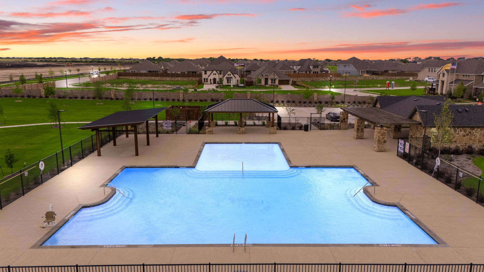 813 Alderwood Red Oak TX 75154