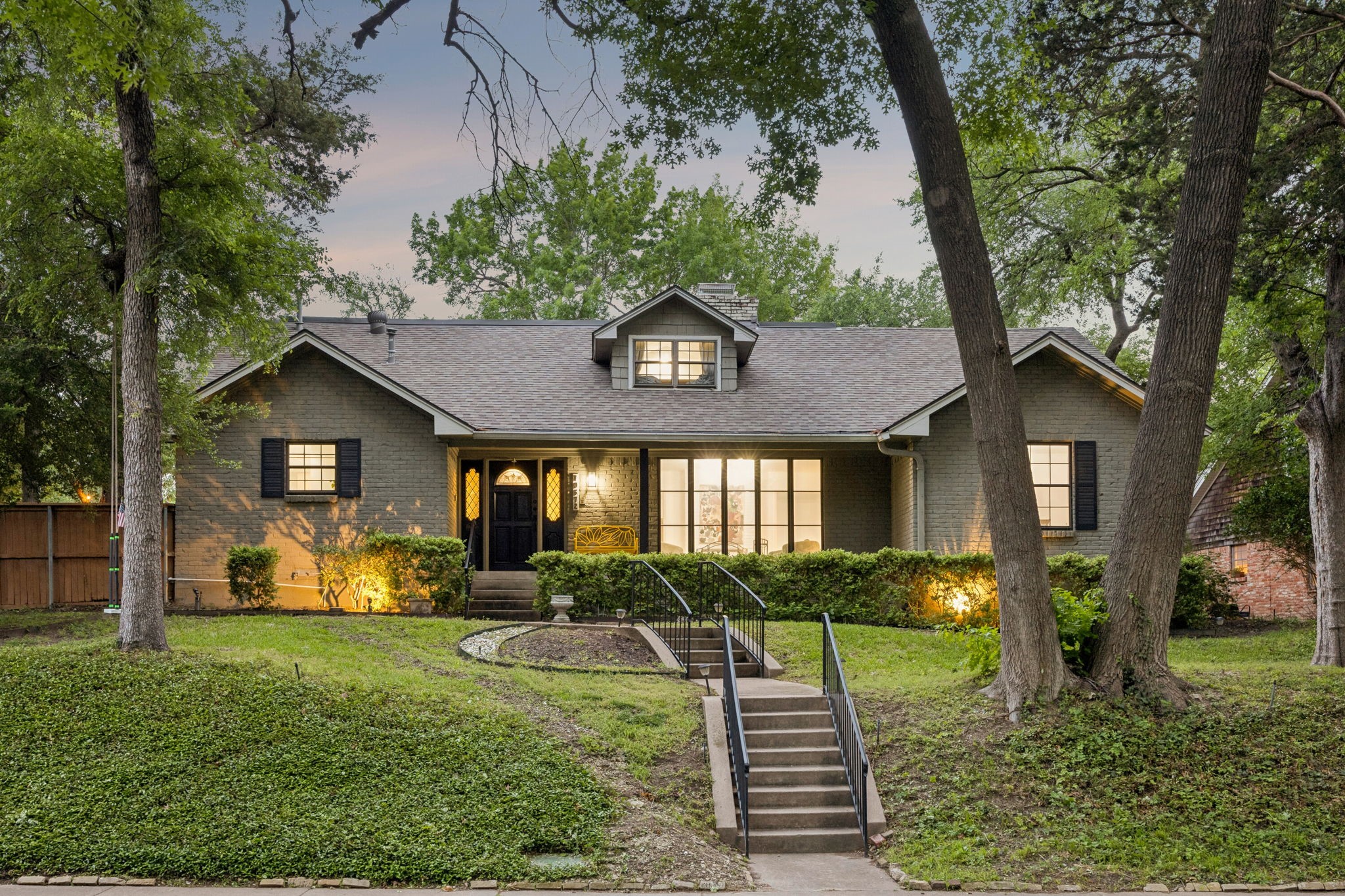 10572 Creekmere Drive Dallas TX 75218