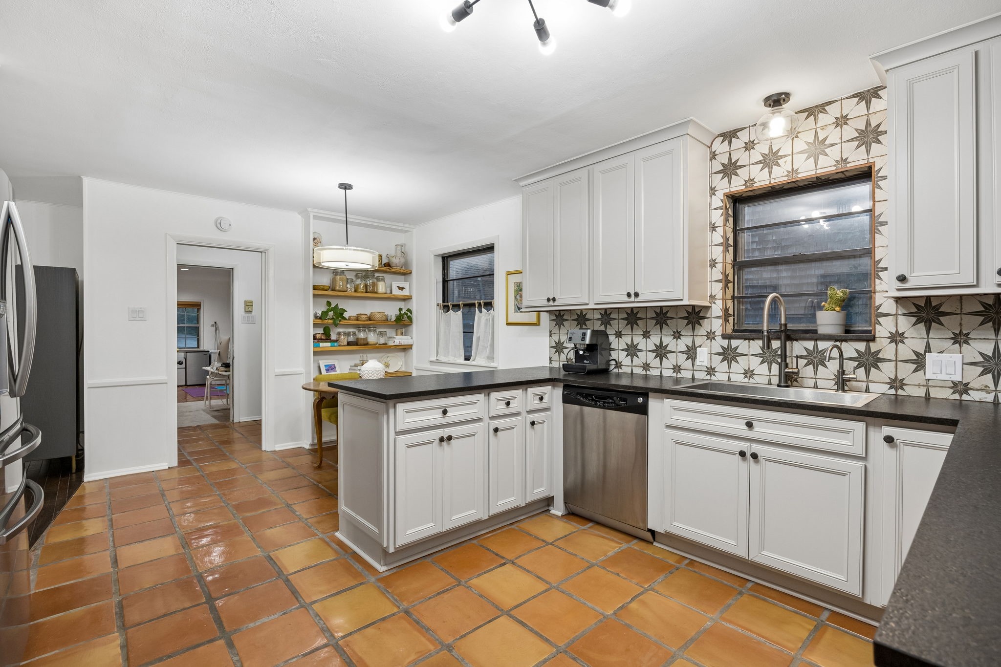 10572 Creekmere Drive Dallas TX 75218
