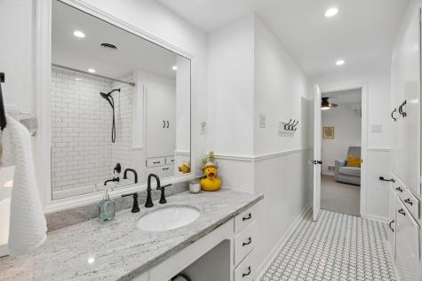 10572 Creekmere Drive Dallas TX 75218