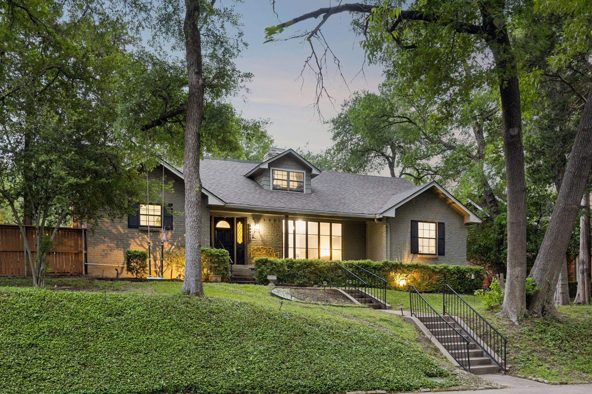 10572 Creekmere Drive Dallas TX 75218
