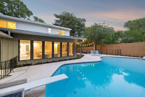 10572 Creekmere Drive Dallas TX 75218