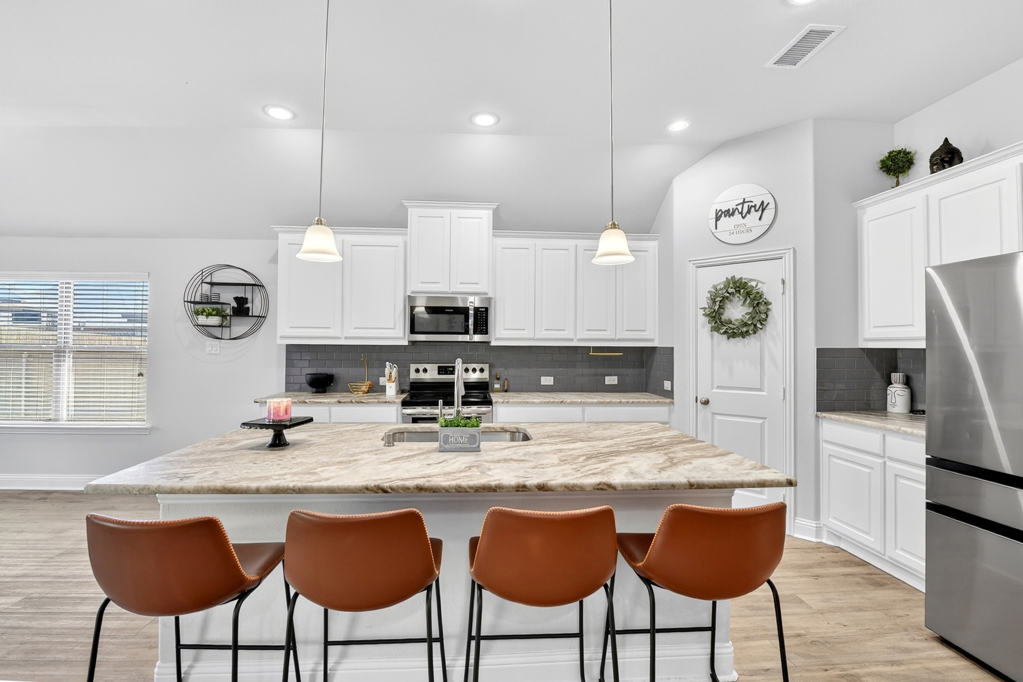 136 Gleeson Drive Red Oak TX 75154