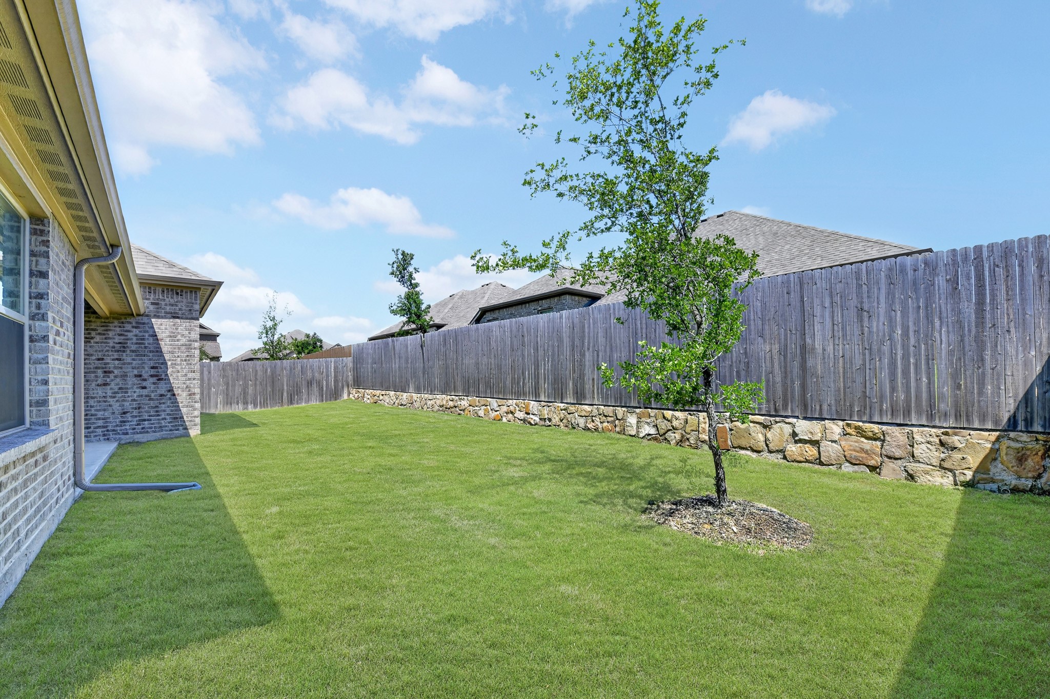 136 Gleeson Drive Red Oak TX 75154