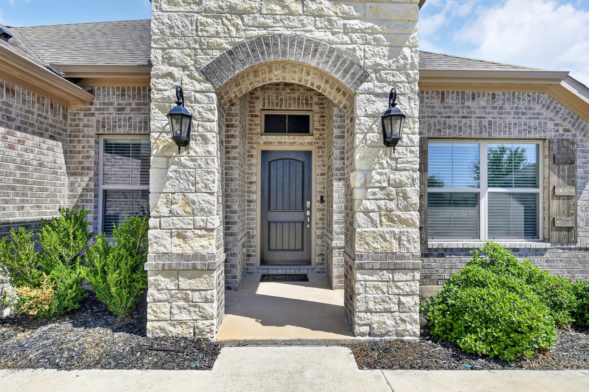 136 Gleeson Drive Red Oak TX 75154