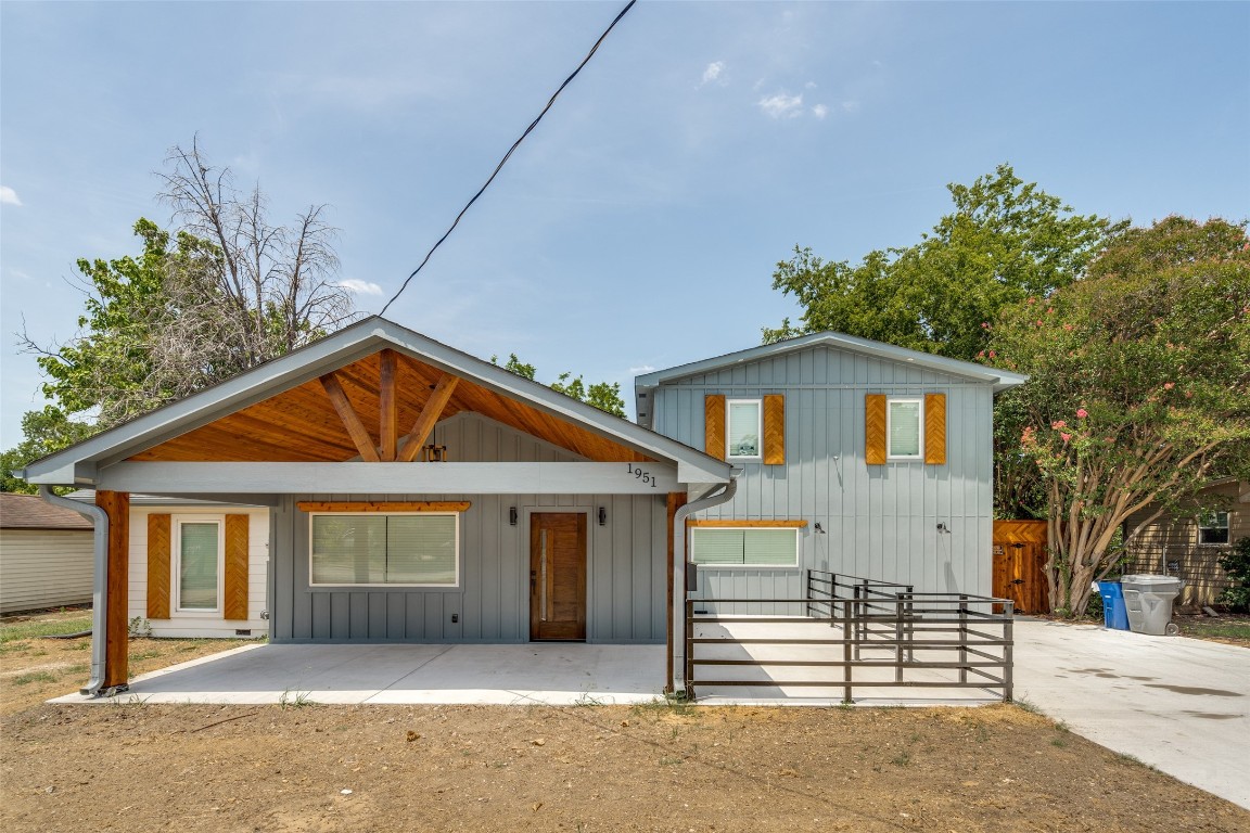 1951 Pleasant Drive Dallas TX 75217